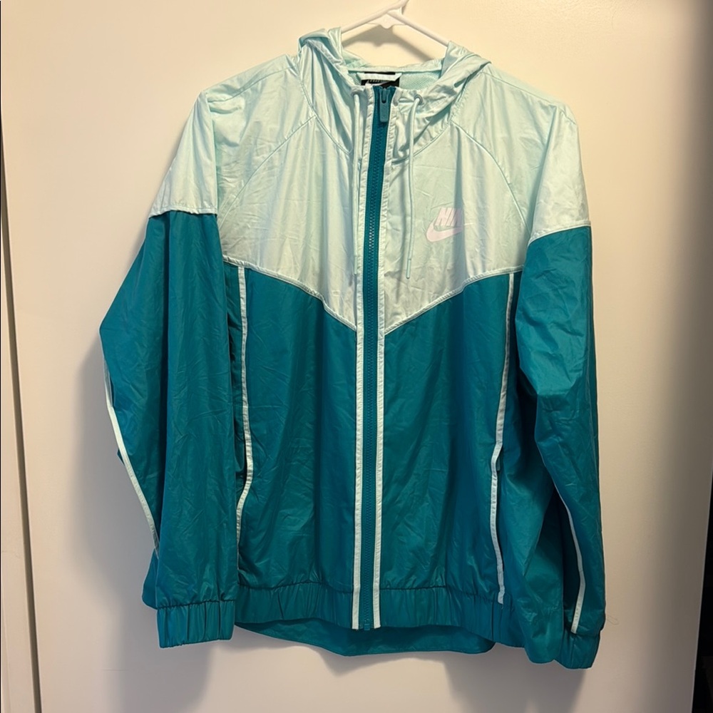 Nike Women's Teal and Light Blue Jacket